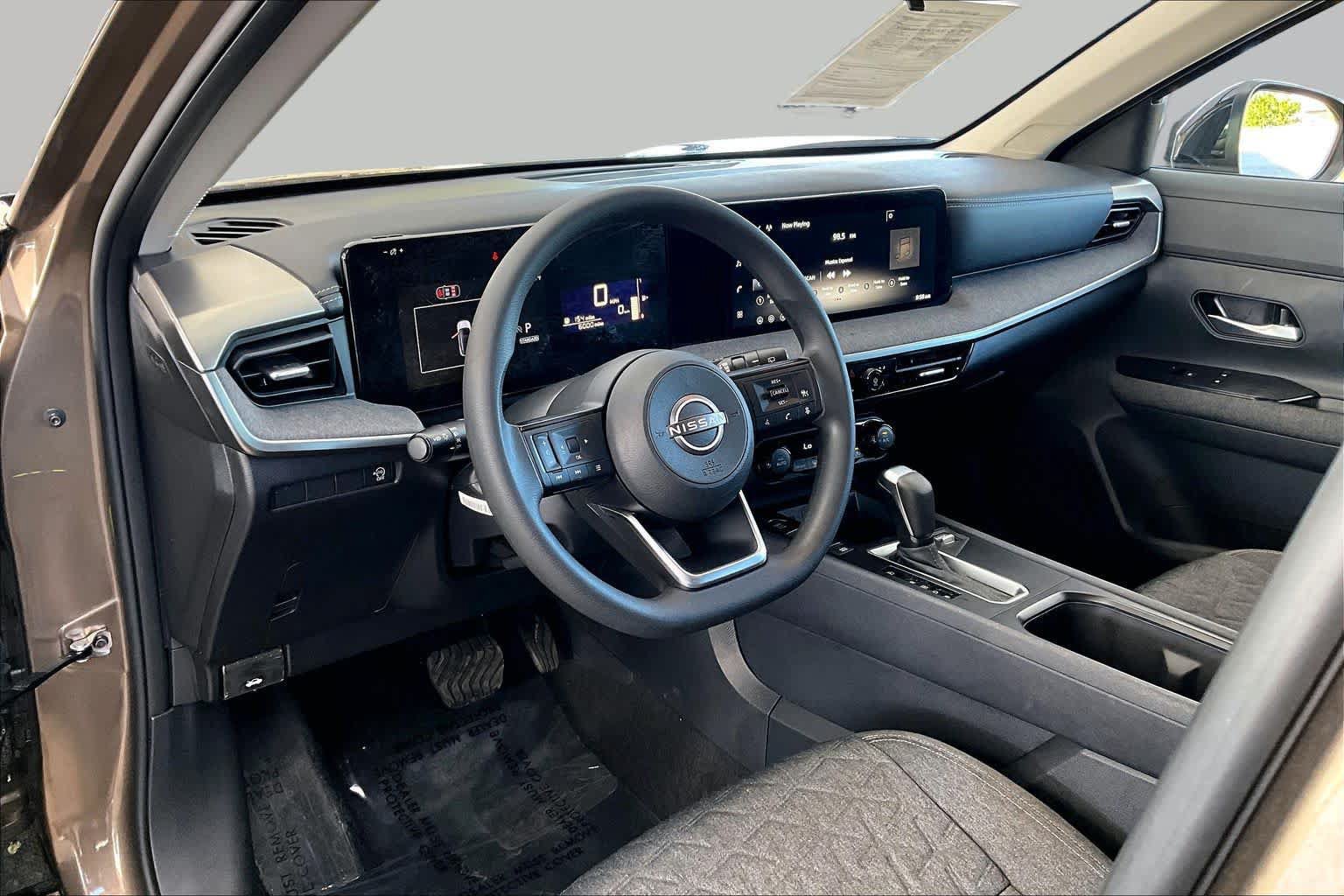 Certified 2026 Nissan Kicks SV FWD image 17