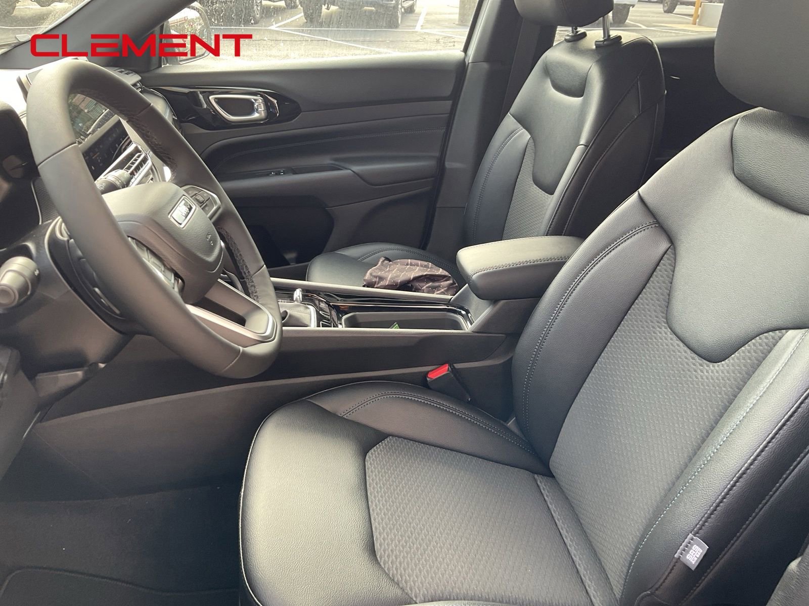 New 2026 Jeep Compass Latitude image 17