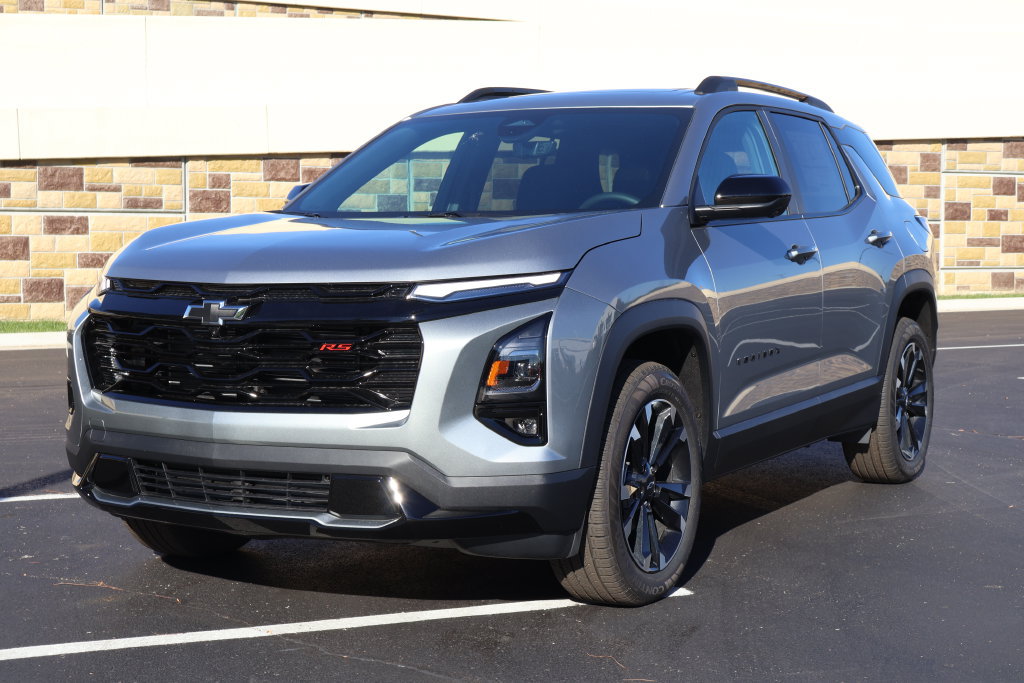 New 2027 Chevrolet Equinox RS w/ Safety and Technology Package