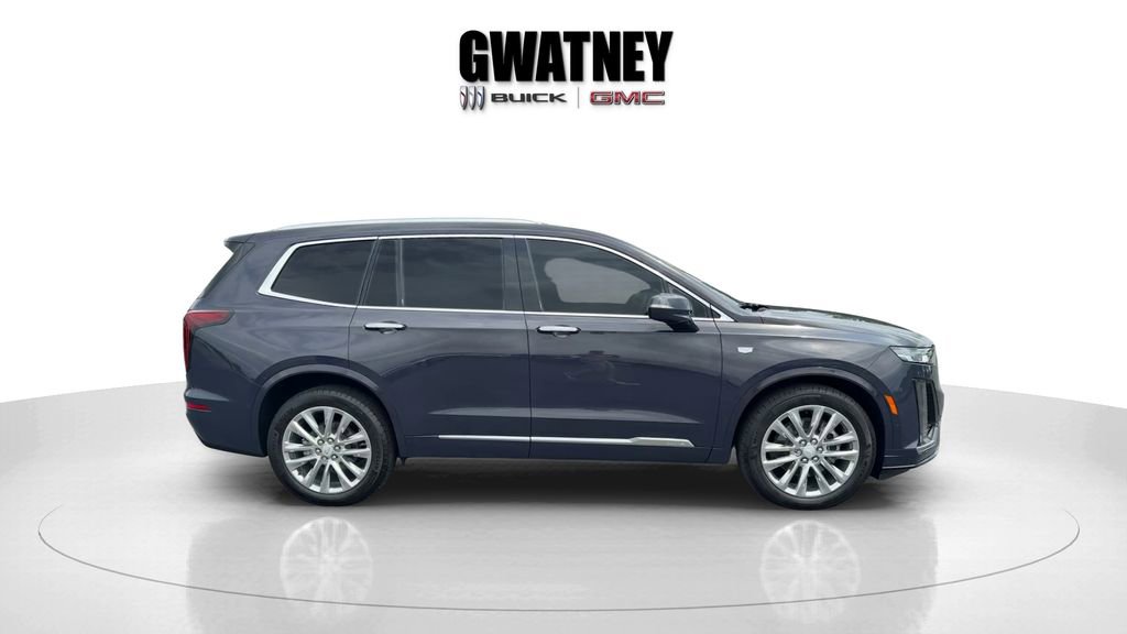 Used 2024 Cadillac XT6 Premium Luxury w/ Technology Package FWD image 3