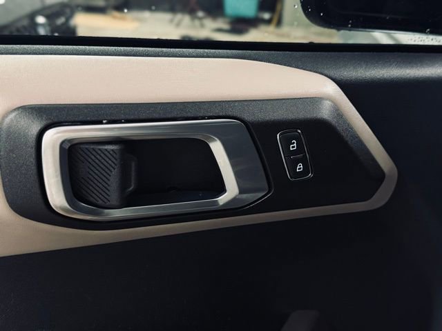 Used 2021 Ford Bronco Wildtrak image 14