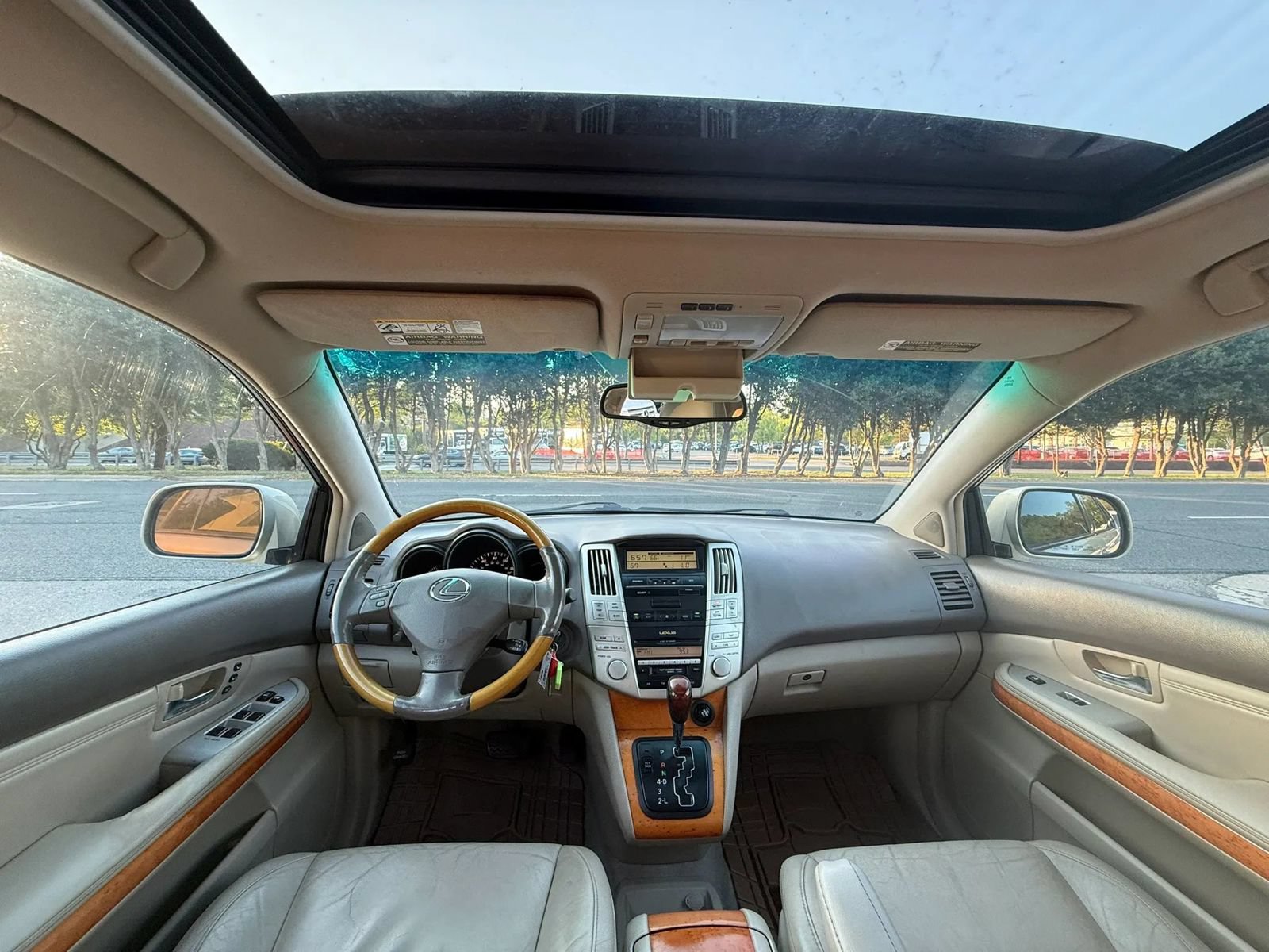 Used 2005 Lexus RX 330 FWD image 9