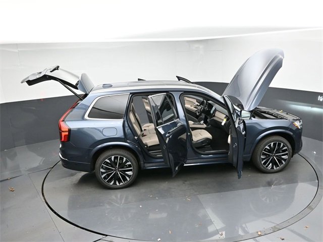 New 2026 Volvo XC90 B6 Plus w/ Protection Package Premier image 50