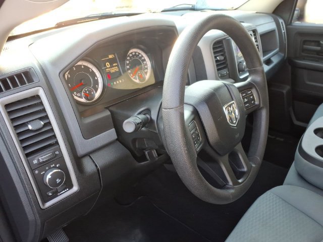 Used 2017 RAM 1500 Express AWD/4WD image 13