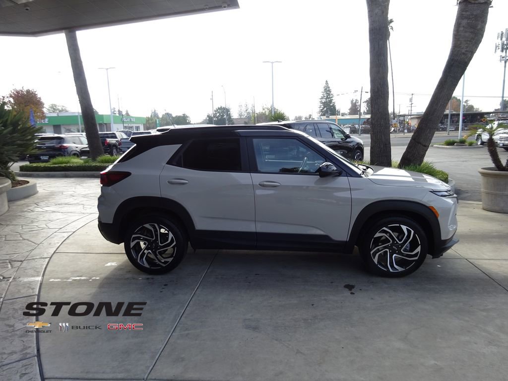 Used 2026 Chevrolet TrailBlazer RS w/ Driver Confidence Package image 9