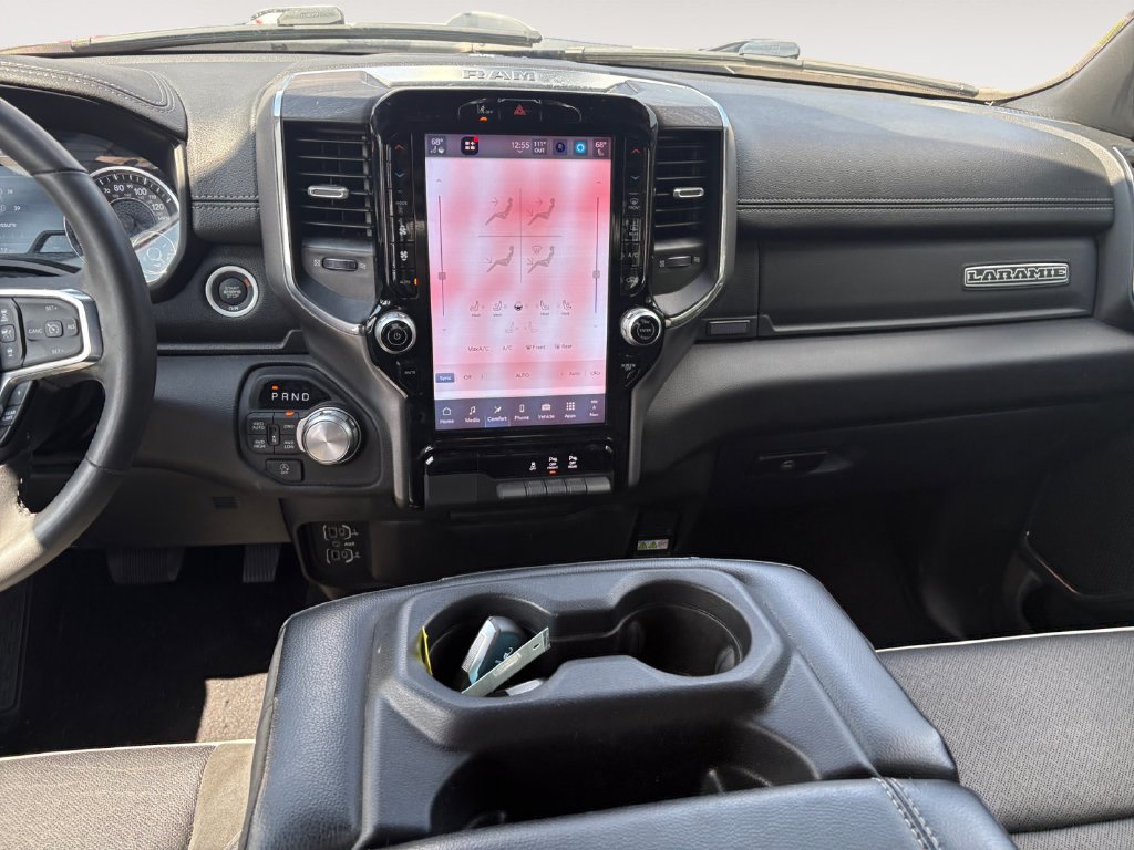 Used 2025 RAM 1500 Laramie AWD/4WD image 11