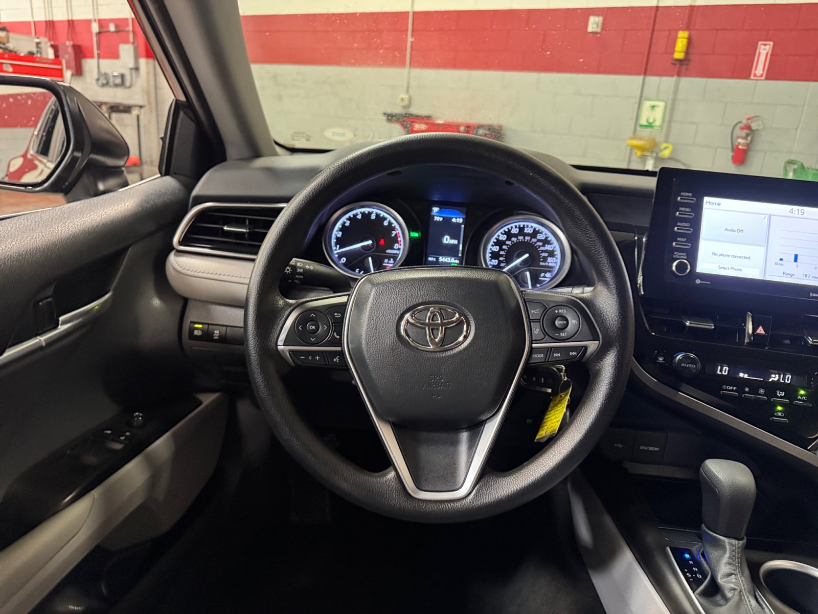 Certified 2023 Toyota Camry LE FWD image 9