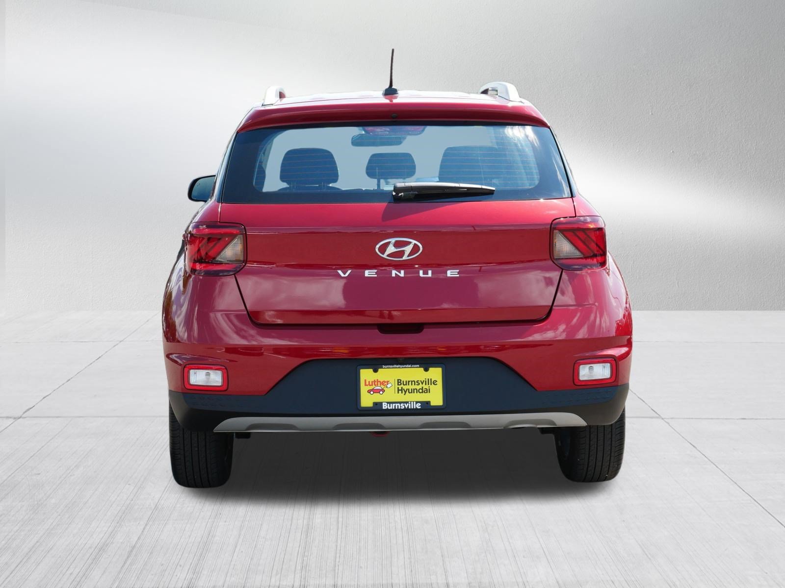 Certified 2024 Hyundai Venue SEL FWD image 6
