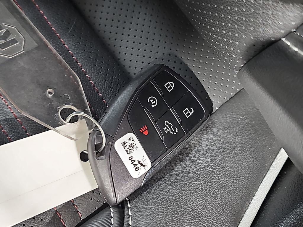 Used 2024 GMC Sierra 1500 AT4X image 41