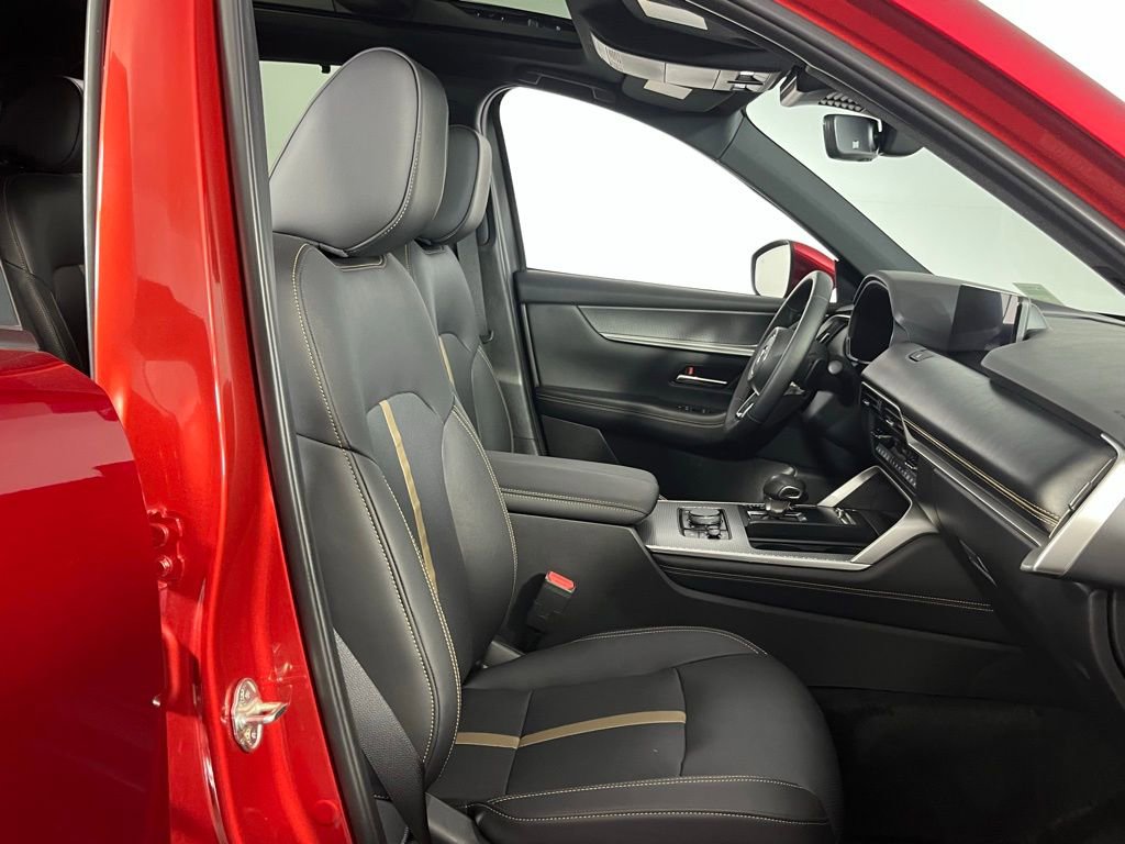 Used 2024 MAZDA CX-90 3.3 Turbo w/ Premium Plus Pkg image 30