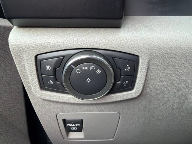 Used 2017 Ford F150 XL w/ Equipment Group 101A Mid AWD/4WD image 21