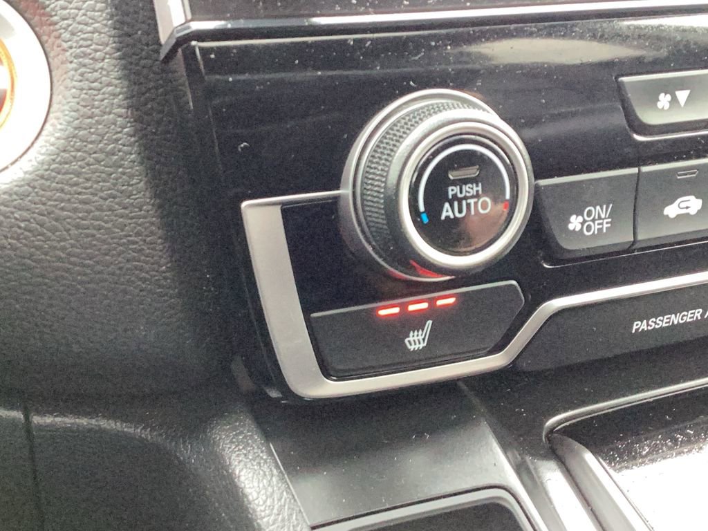 Used 2020 Honda CR-V Touring image 28