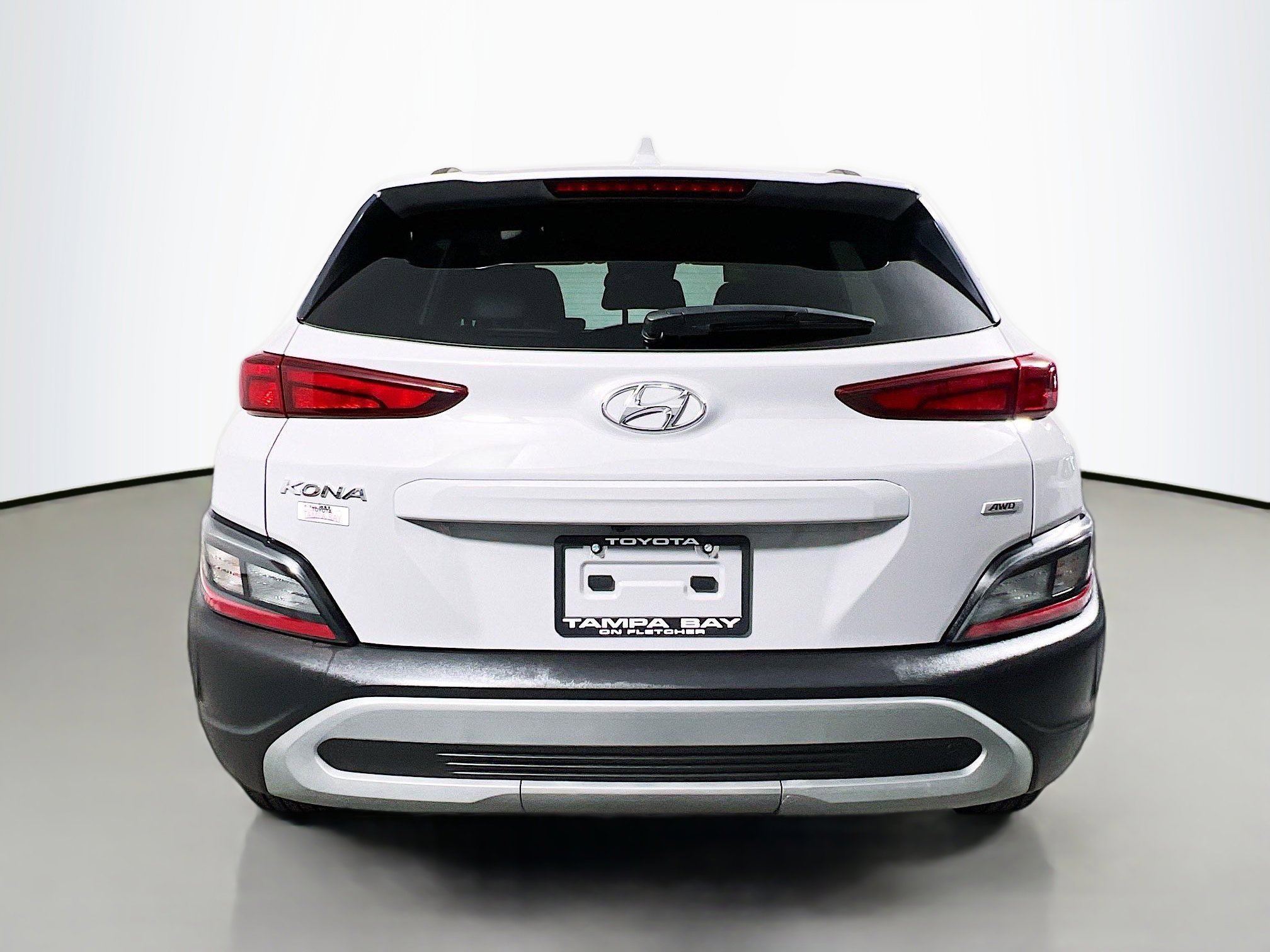 Used 2023 Hyundai Kona SEL image 6