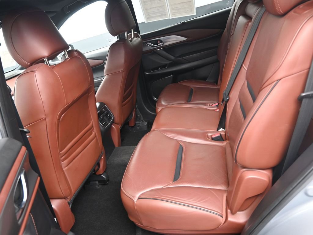Used 2017 MAZDA CX-9 Signature image 11