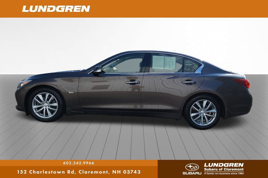 Used 2017 INFINITI Q50 3.0t Premium w/ 3.0T Premium Plus Package AWD/4WD image 36