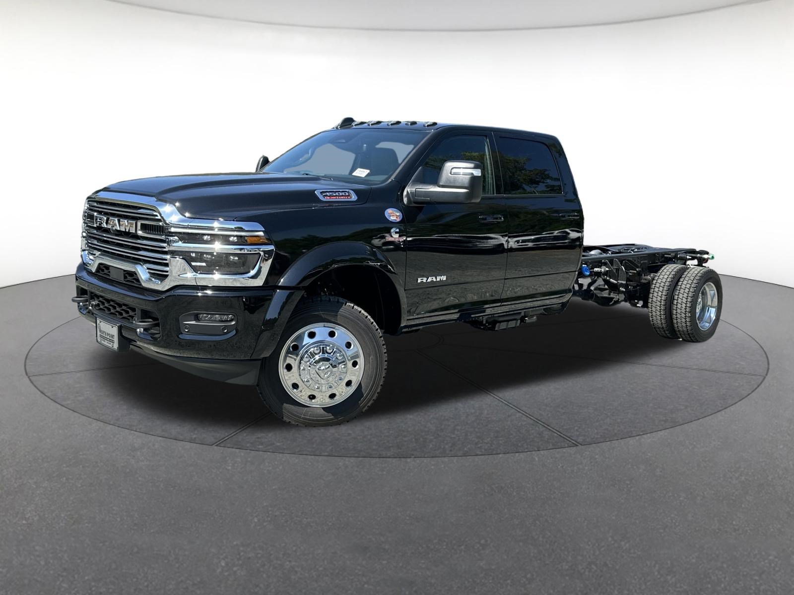 New 2027 RAM 4500 4x4 Crew Cab DRW w/ Laramie Trim Package