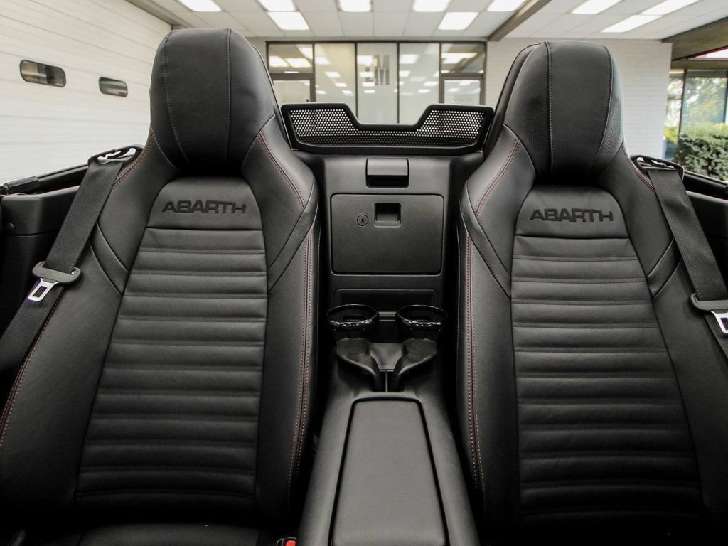 Used 2019 FIAT 124 Spider Abarth w/ Convenience Group RWD image 19