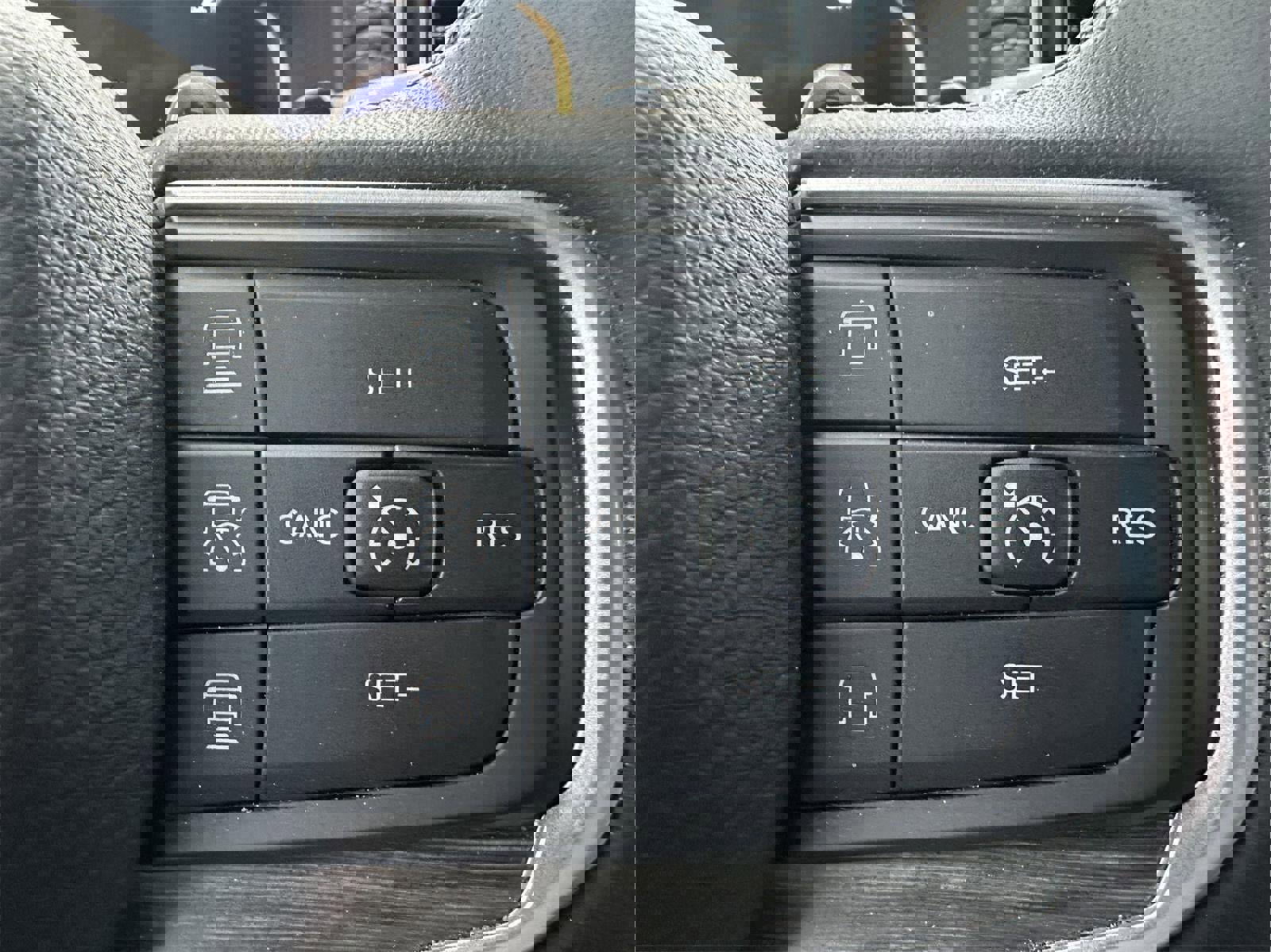 Used 2024 Jeep Wagoneer Series II w/ Flexible Seating Group image 19