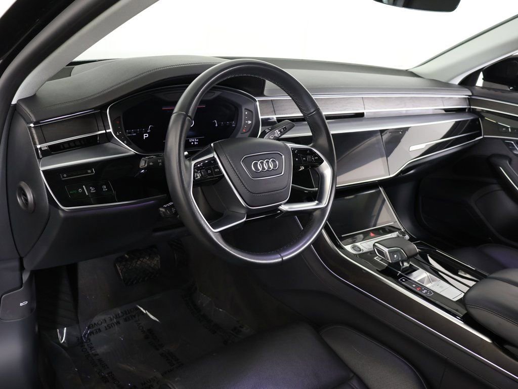 Used 2022 Audi A8 L 3.0T w/ Executive Package image 33