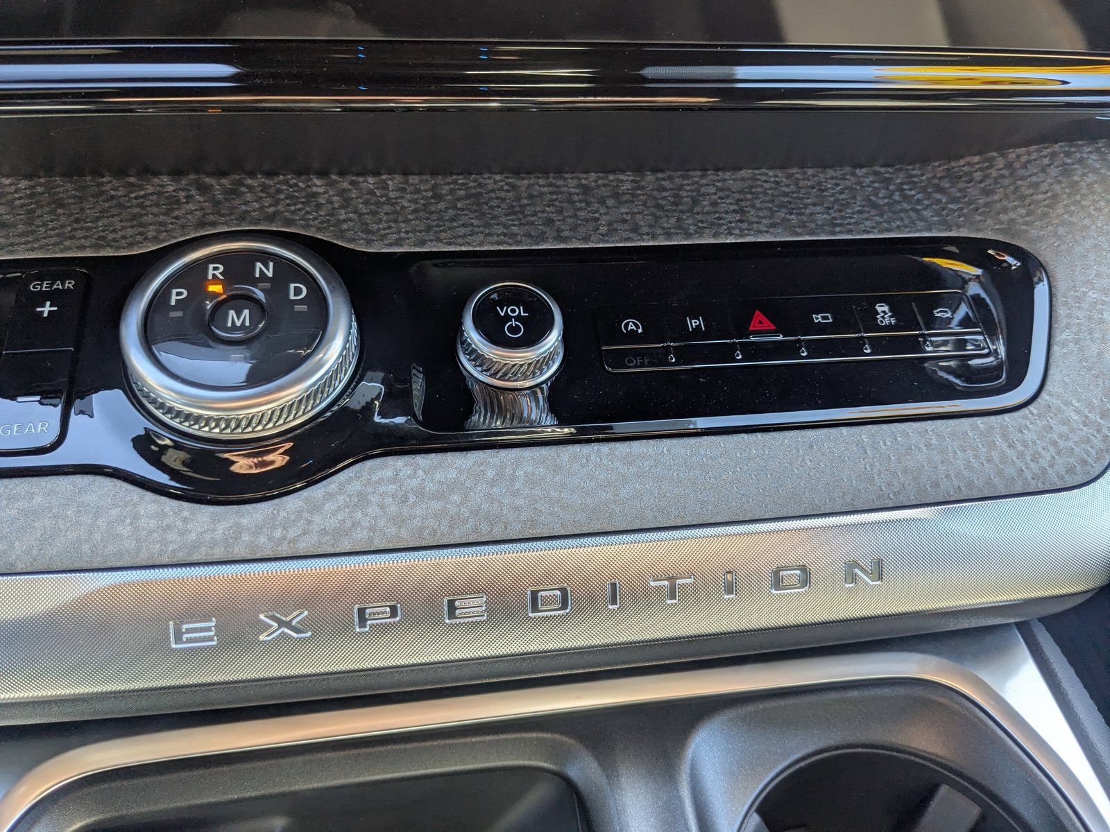 New 2025 Ford Expedition Tremor AWD/4WD image 23