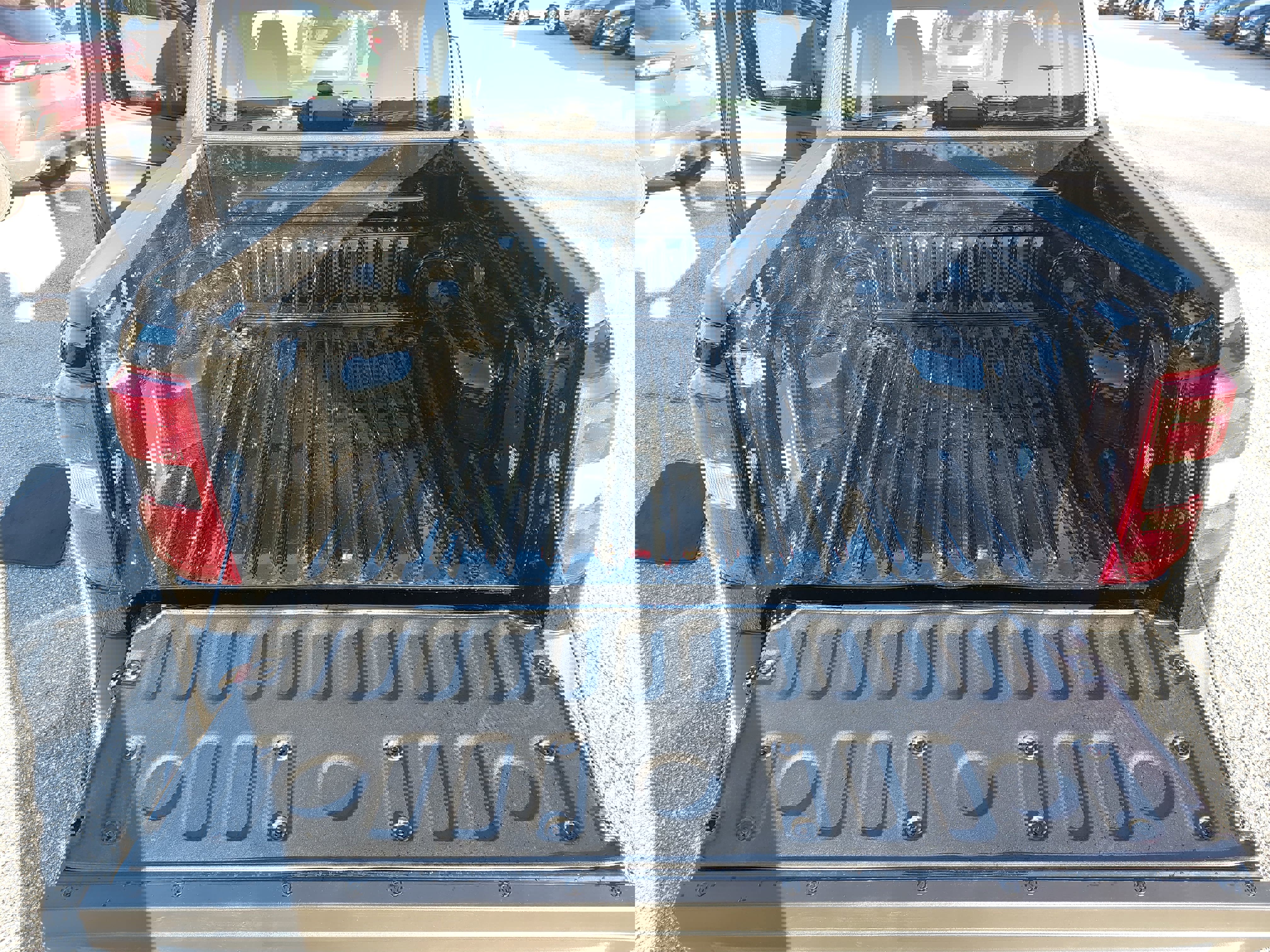 Used 2025 Ford Maverick XLT w/ Equipment Group 302A image 14