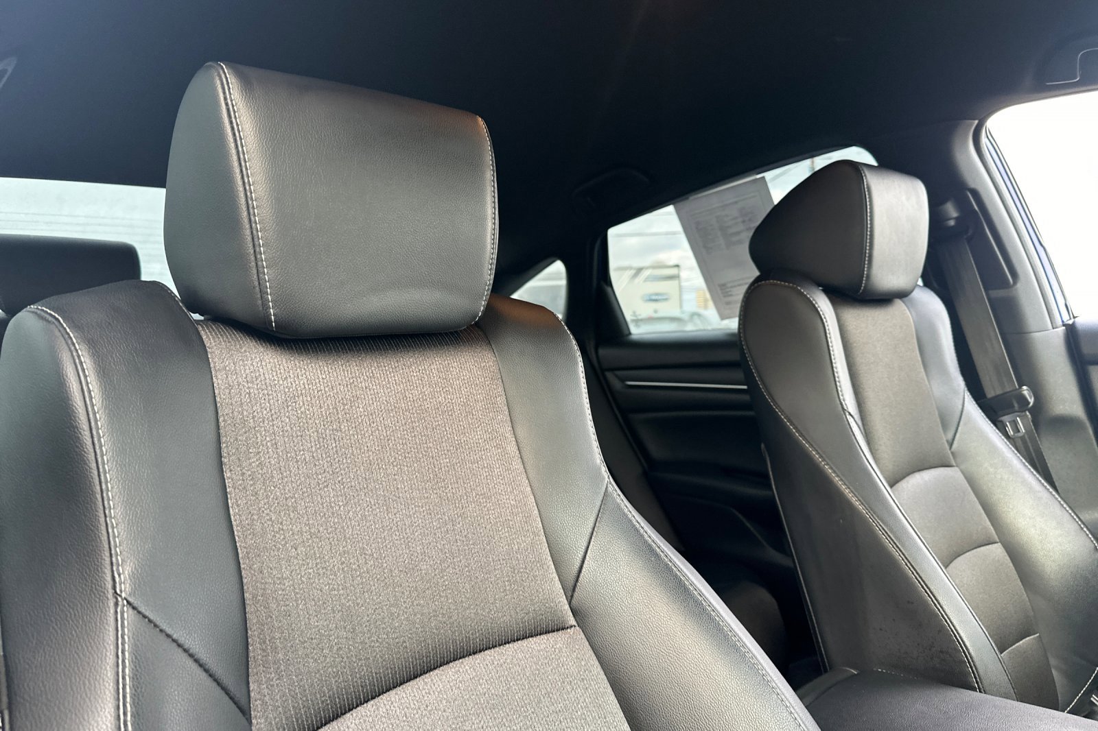 Used 2018 Honda Accord Sport image 17