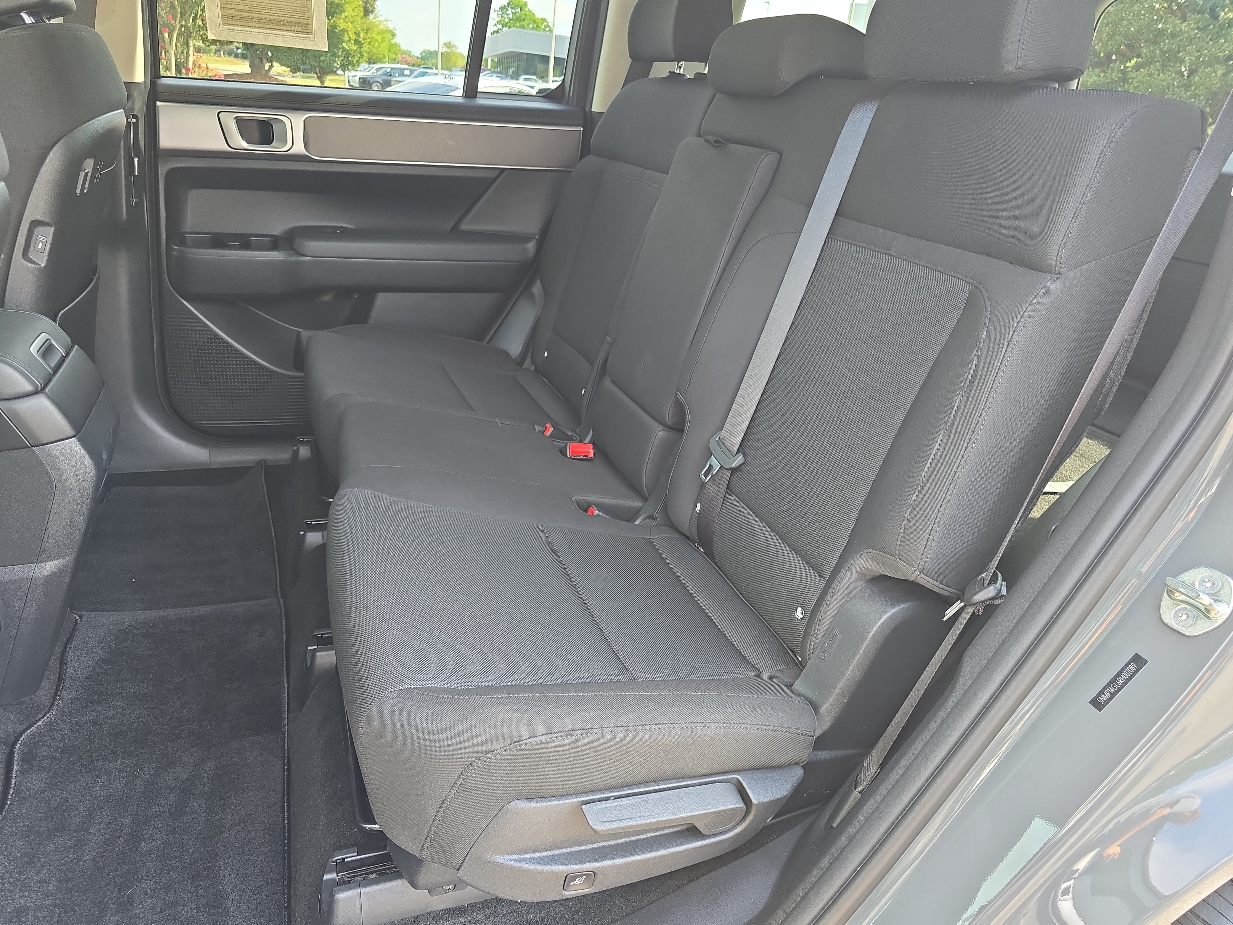 Used 2024 Hyundai Santa Fe SE FWD image 17