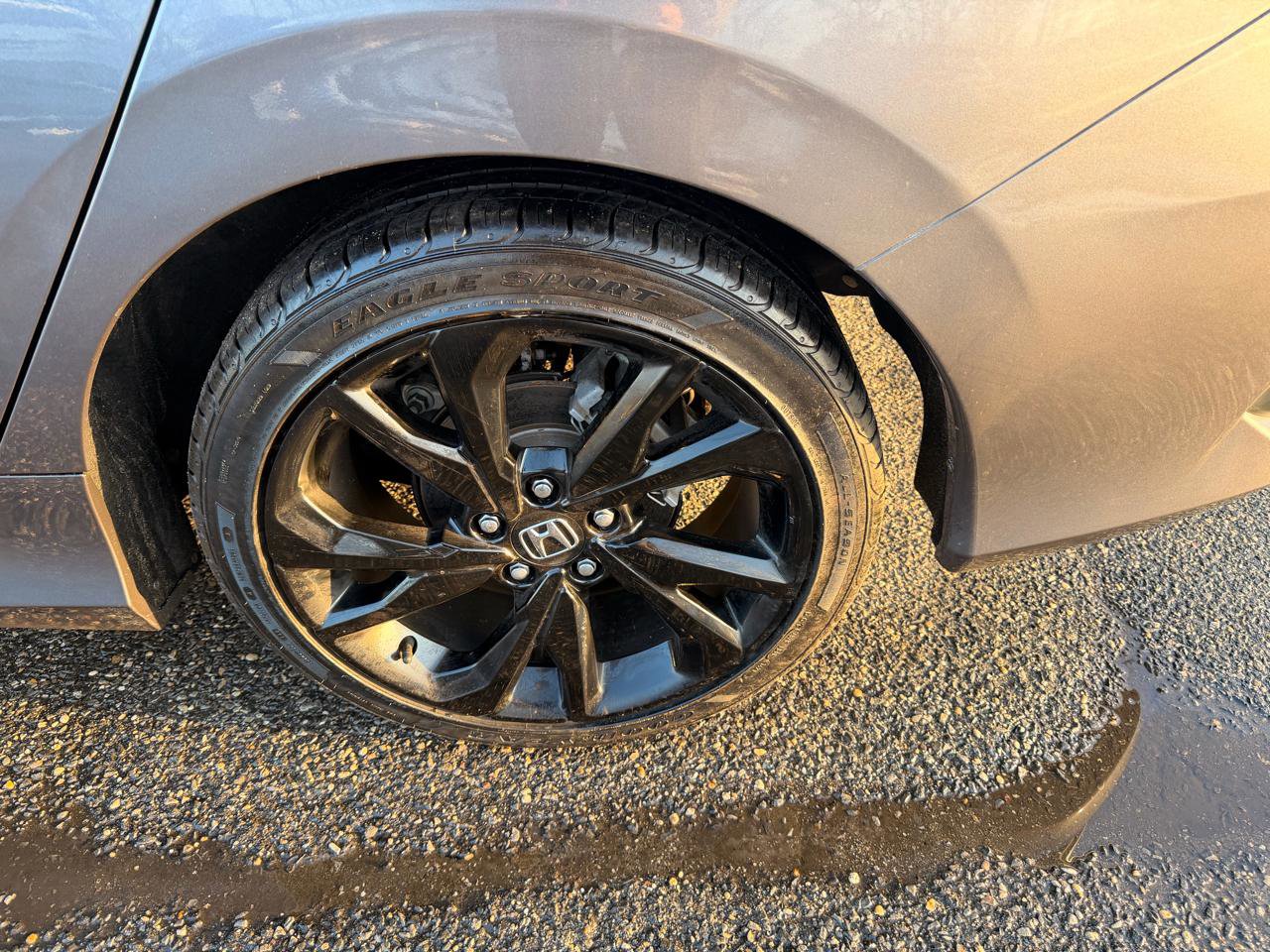 Used 2021 Honda Civic Sport image 12