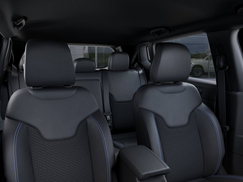 New 2026 Jeep Compass Latitude image 27