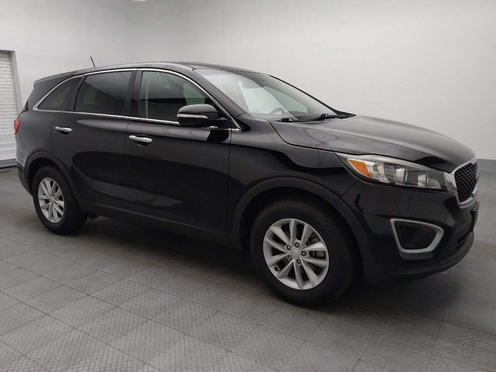Used 2017 Kia Sorento L image 11