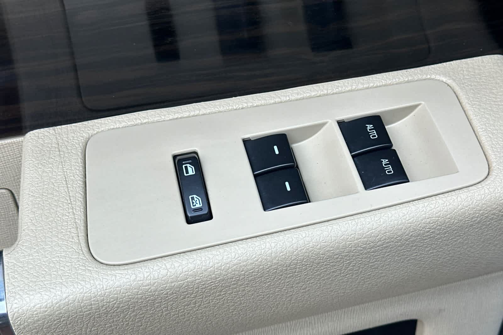 Used 2016 Ford Flex SEL FWD image 13