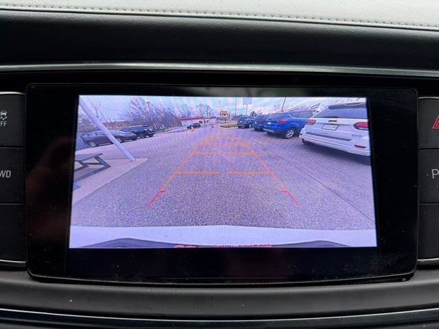 Used 2020 Buick Enclave Essence AWD/4WD image 33