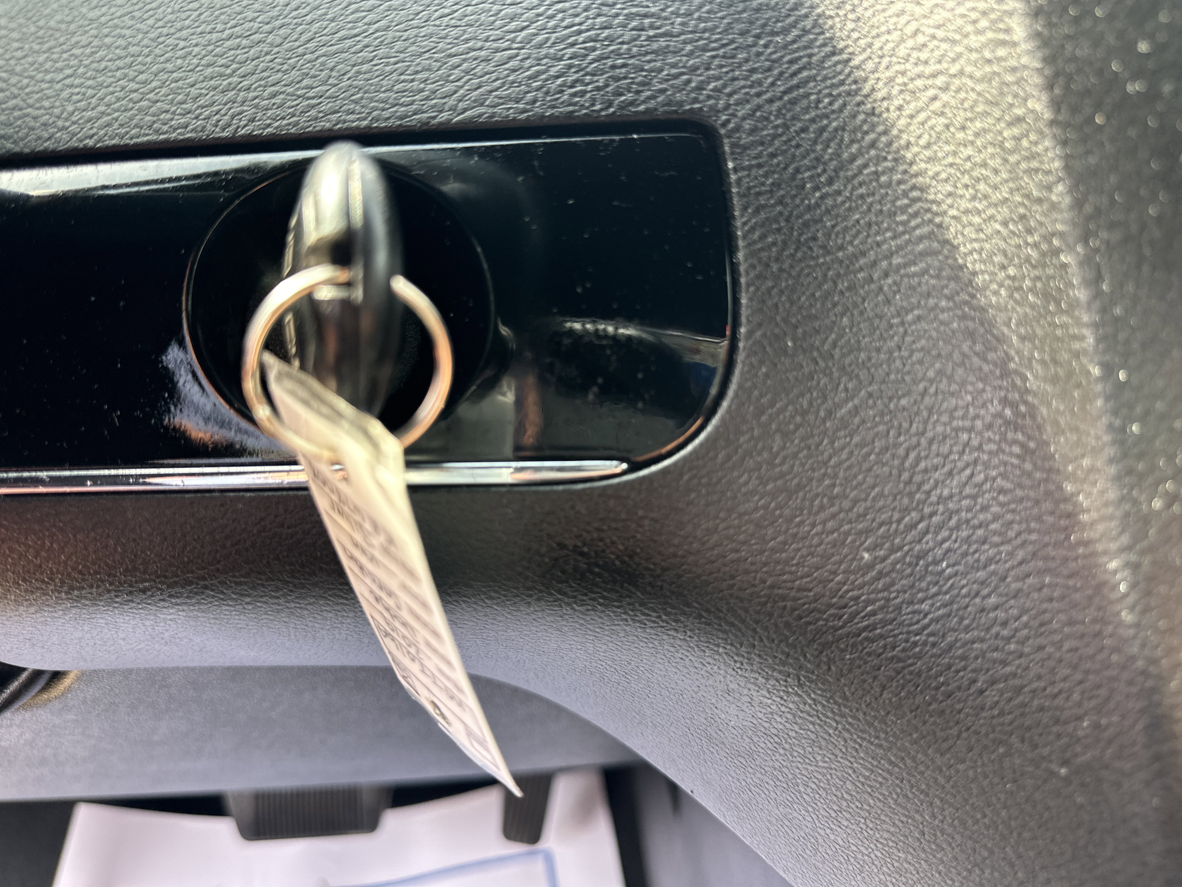 Used 2019 Dodge Grand Caravan SXT w/ Blacktop Package FWD image 26