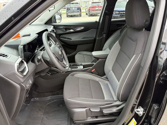 Certified 2025 Chevrolet TrailBlazer LS w/ LS Convenience Package AWD/4WD image 13