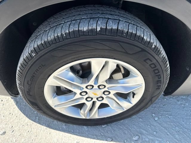 Used 2019 Chevrolet Blazer LT w/ Sound & Technology Package FWD image 9