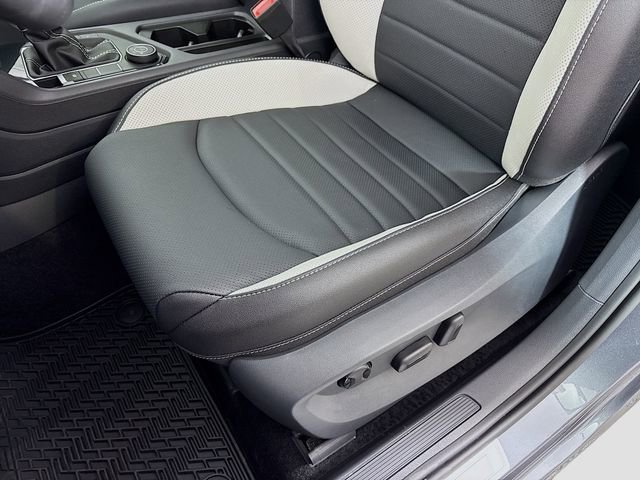 New 2026 Volkswagen Taos SEL AWD/4WD image 19