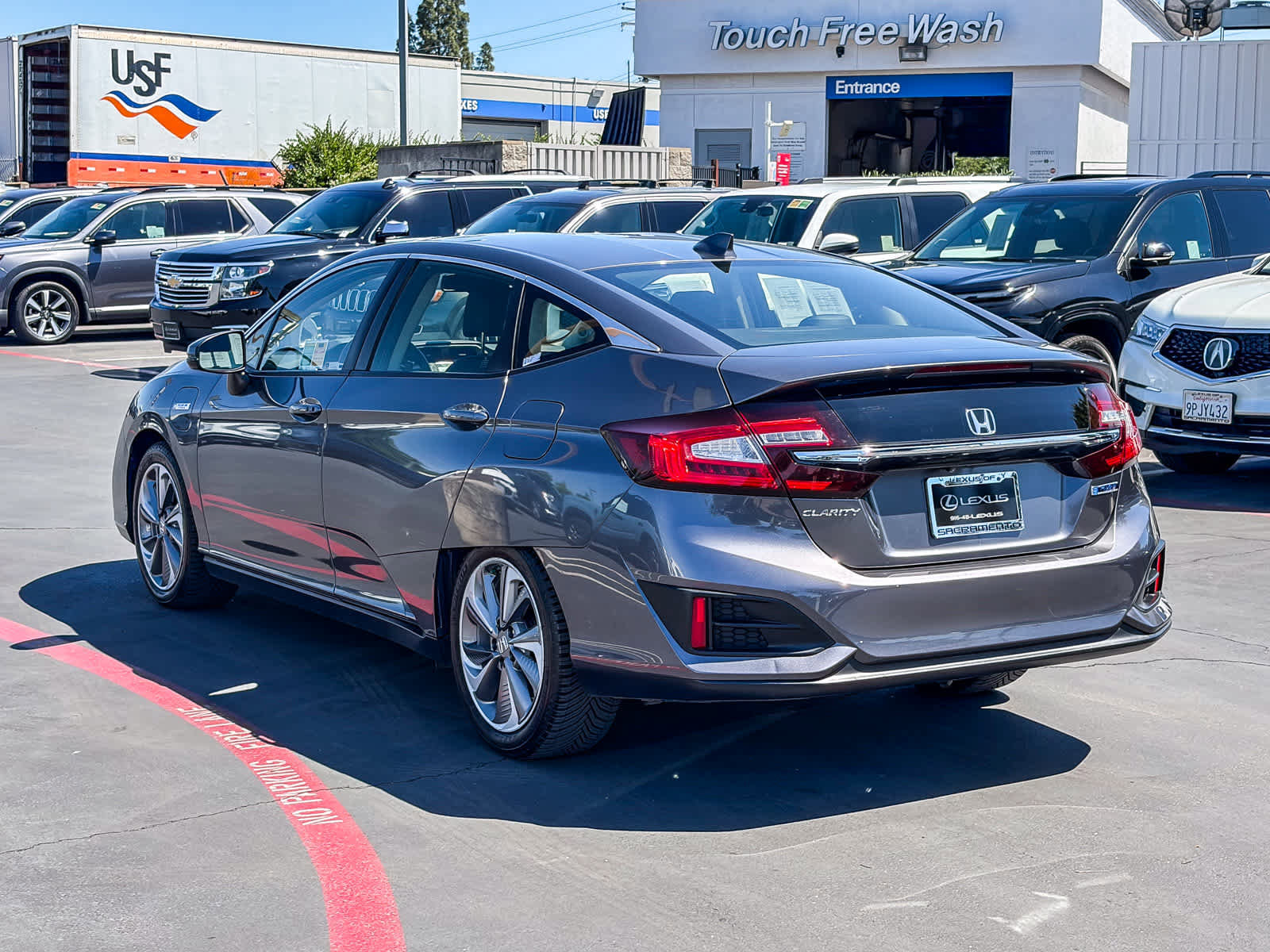 Used 2020 Honda Clarity Plug-In Hybrid image 2