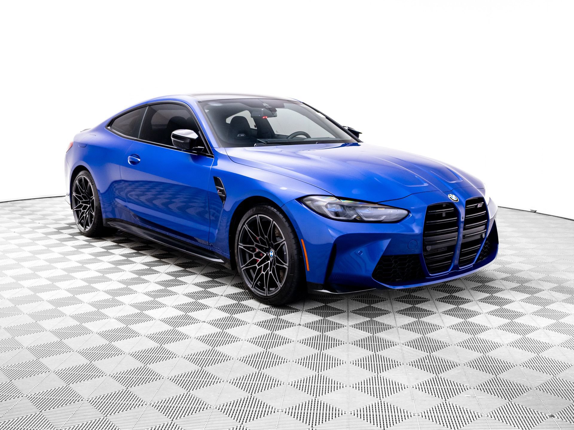 Used 2024 BMW M4 xDrive Competition w/ M Driver's Package AWD/4WD image 7