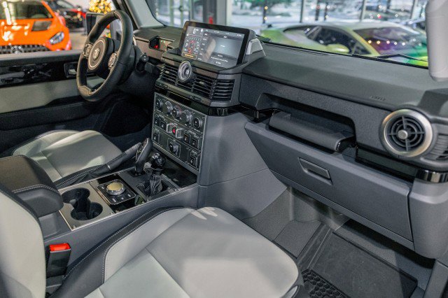 Used 2025 INEOS Grenadier image 37