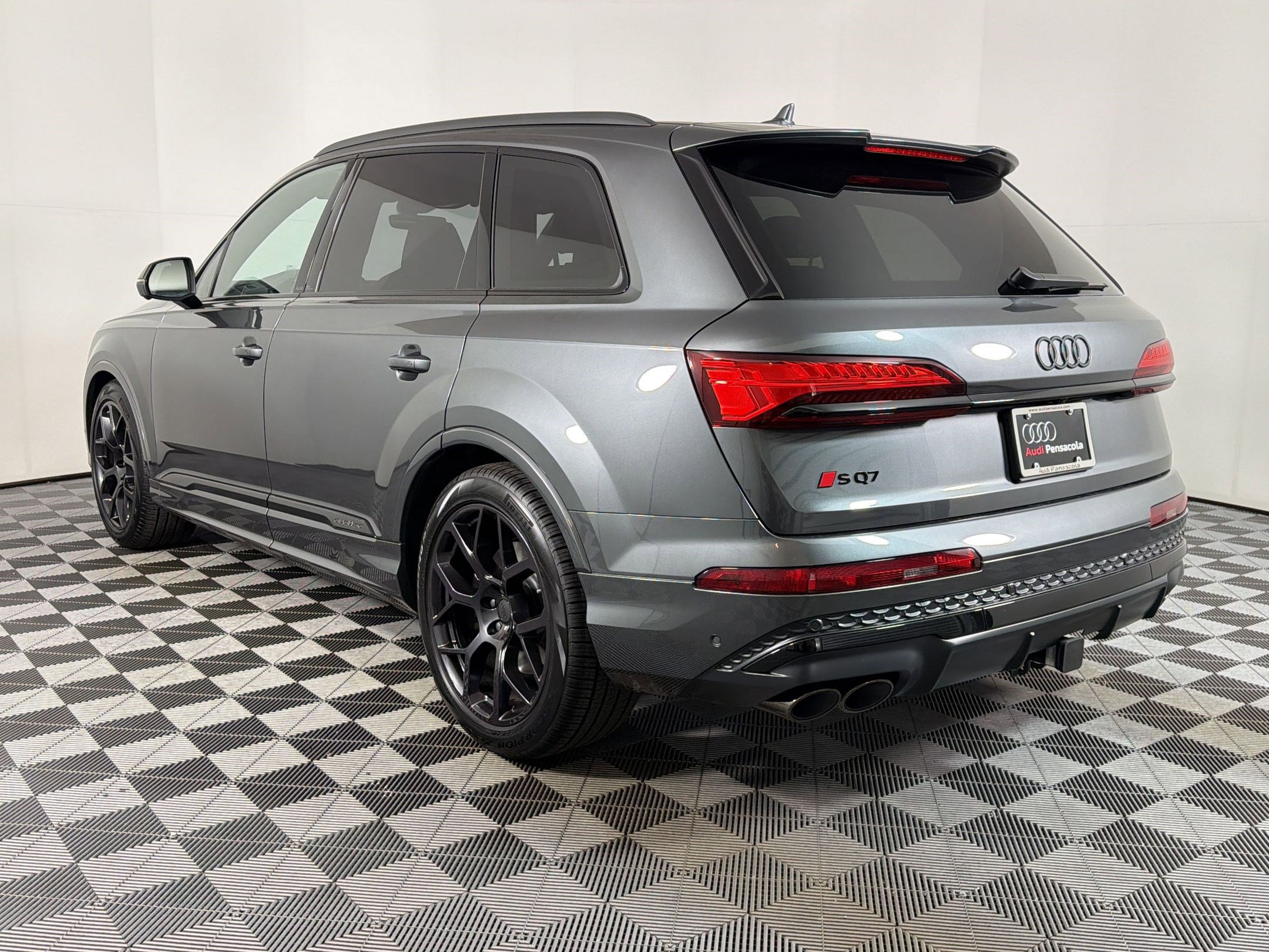 New 2026 Audi SQ7 Premium Plus image 3