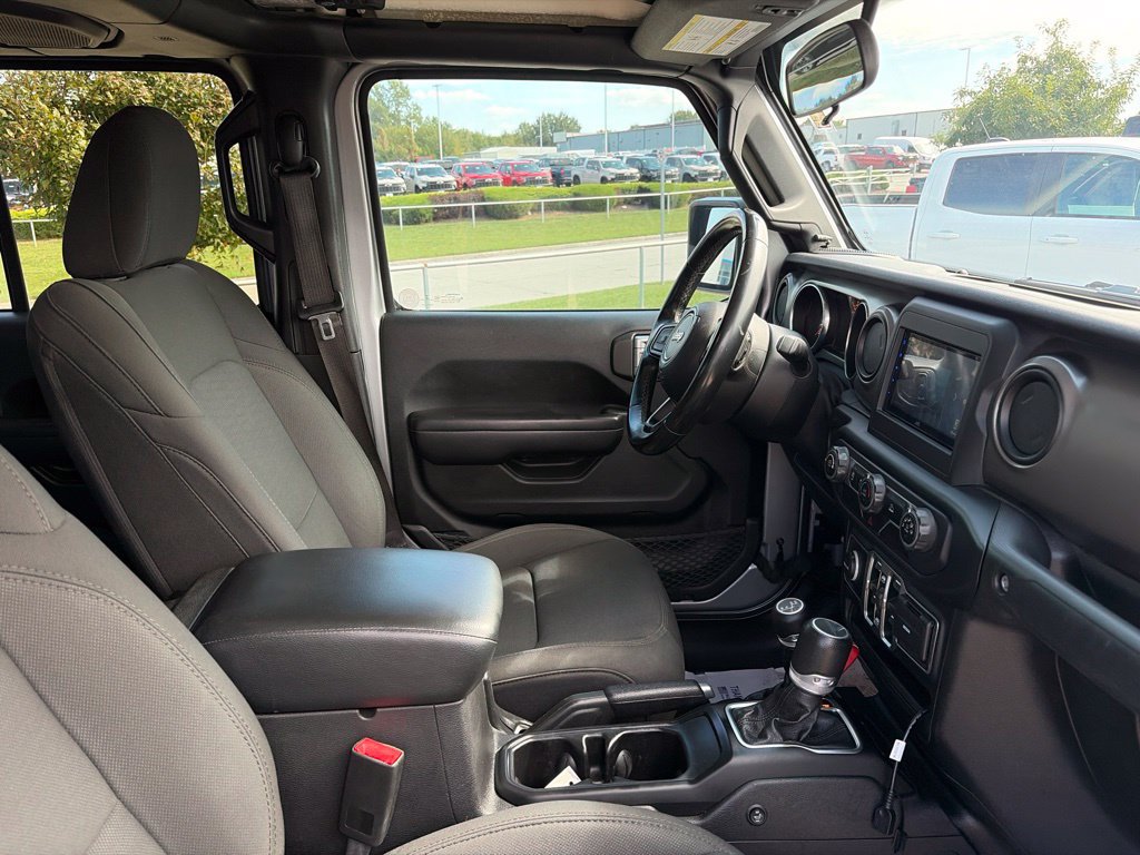 Used 2020 Jeep Gladiator Sport w/ Quick Order Package 24S AWD/4WD image 27