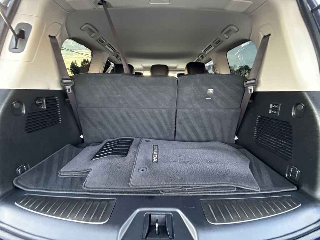 Used 2020 Nissan Armada Platinum image 27