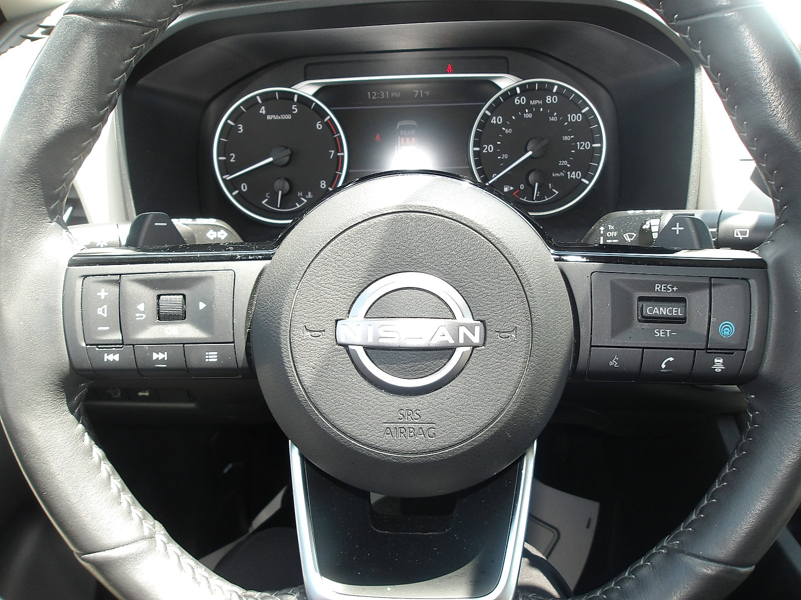 Used 2023 Nissan Rogue SV w/ SV Premium B Package AWD/4WD image 17