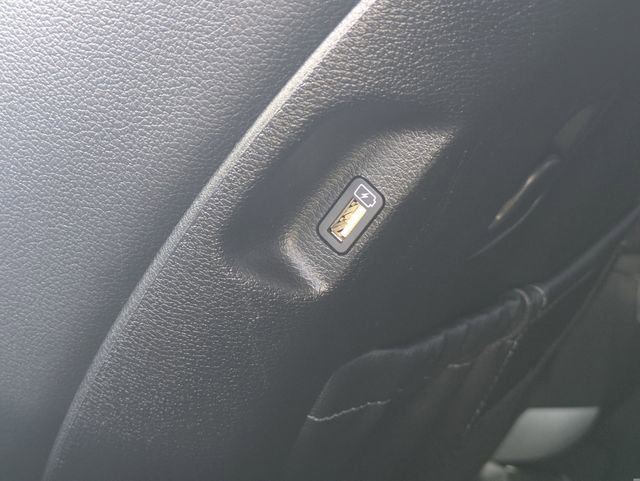 Used 2021 Kia Telluride EX w/ EX Premium Package image 14