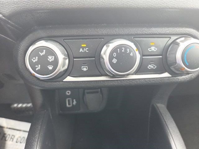 Used 2024 Nissan Versa S w/ Trunk Package FWD image 24