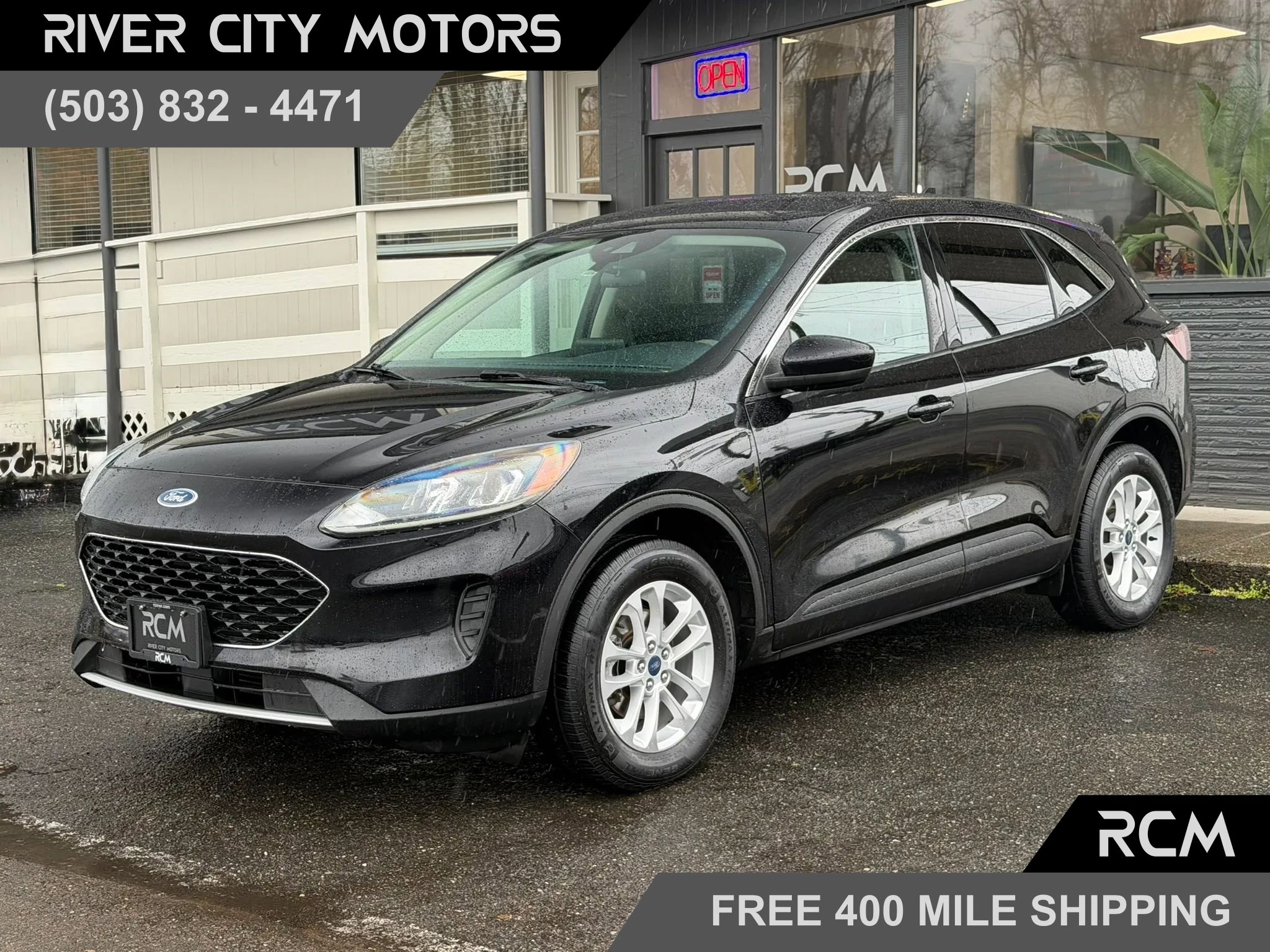 Used 2020 Ford Escape SE image 1