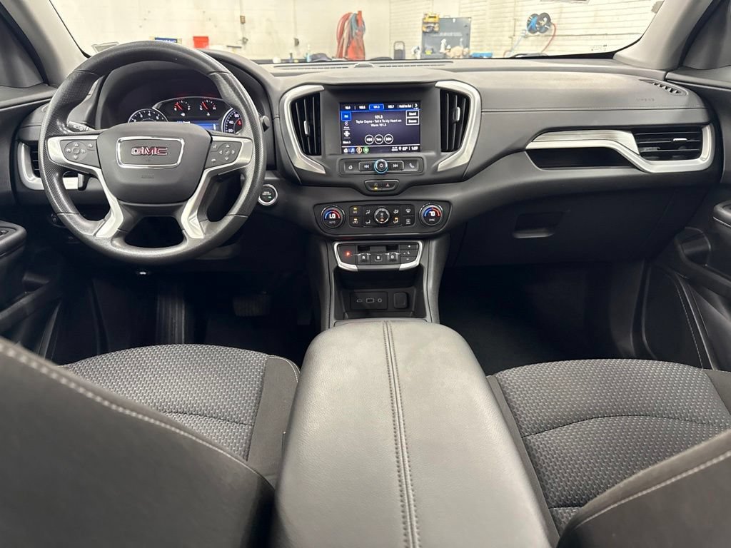 Used 2024 GMC Terrain SLE w/ Driver Convenience Package AWD/4WD image 17