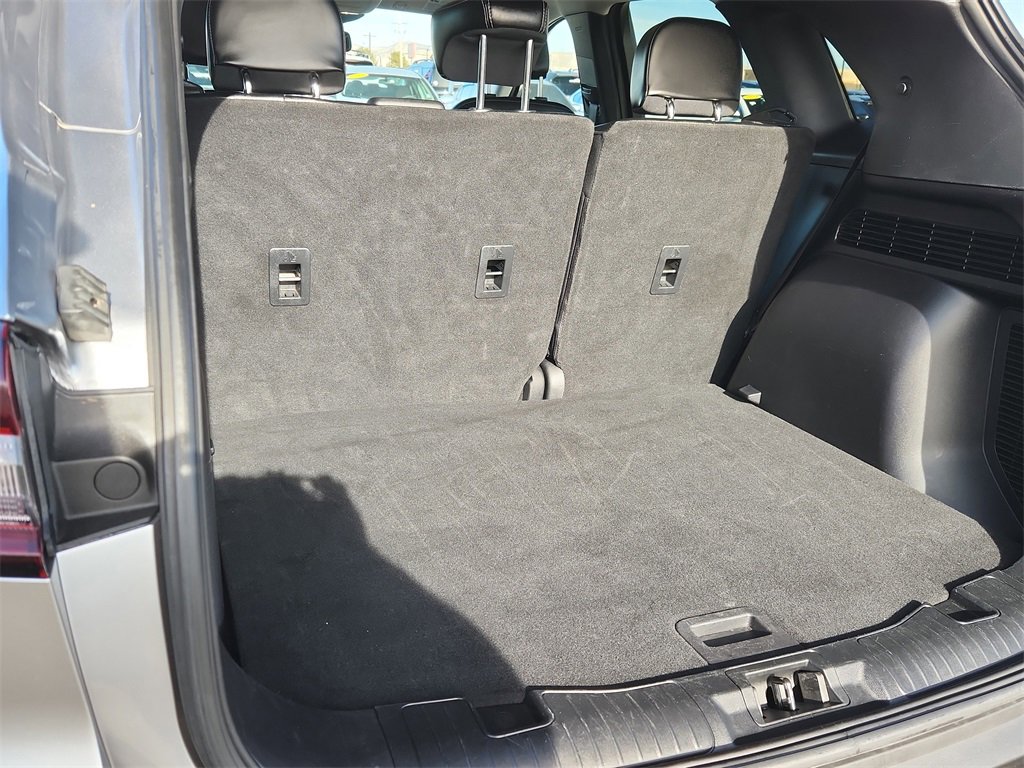 Used 2024 Ford Escape Platinum image 12