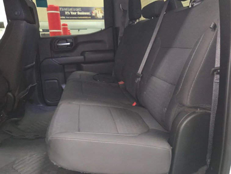 Used 2021 Chevrolet Silverado 1500 LT RWD image 9