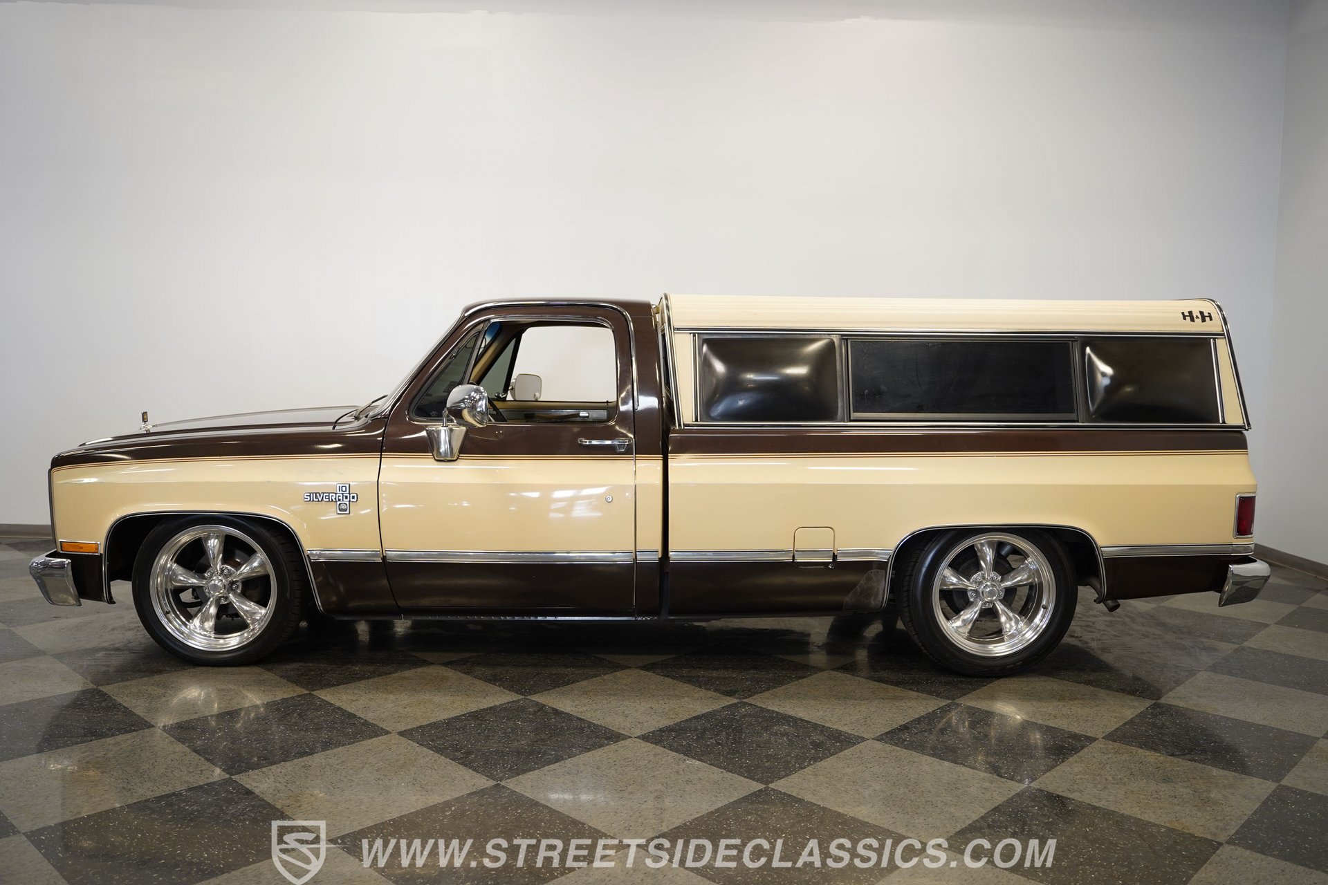Used 1987 Chevrolet Silverado 1500 1500 RWD image 2
